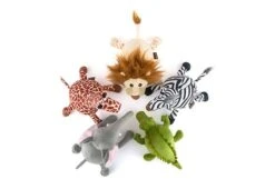PLAY Peluche Gabi La Girafe Collection Safari 5 PLAY Peluche Gabi La Girafe Collection Safari -Chats Chiens Fournitures Magasin PLAYSafariToyGroup 6 WebRes c18bb9a4 fc4b 40a7 8760 7ee52ec02ffb