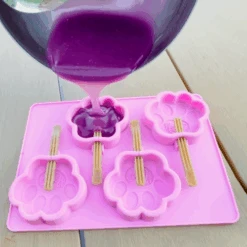 Smoofl Moule à Glace Ou Gâteau En Forme De Patte -Chats Chiens Fournitures Magasin S9032 Smoofl Ice mould medium sleeve Leen