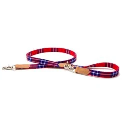 Laisse Shuka Red Tartan -Chats Chiens Fournitures Magasin red shuka tan cafe lead web 1024x1024 efca4d2b a71d 42e2 8de7 f20505f3553d