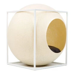 Le Cube Meyou 28 Le Cube Meyou -Chats Chiens Fournitures Magasin web cat cube metal champagne meyou paris side